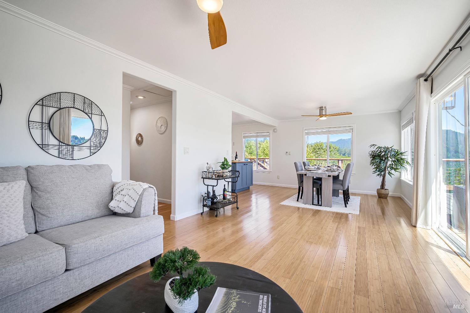 9369 Champs De Elysees