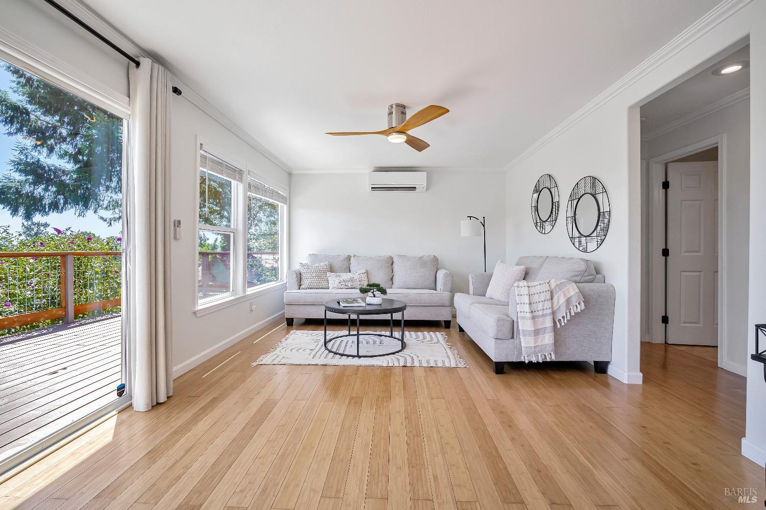 9369 Champs De Elysees