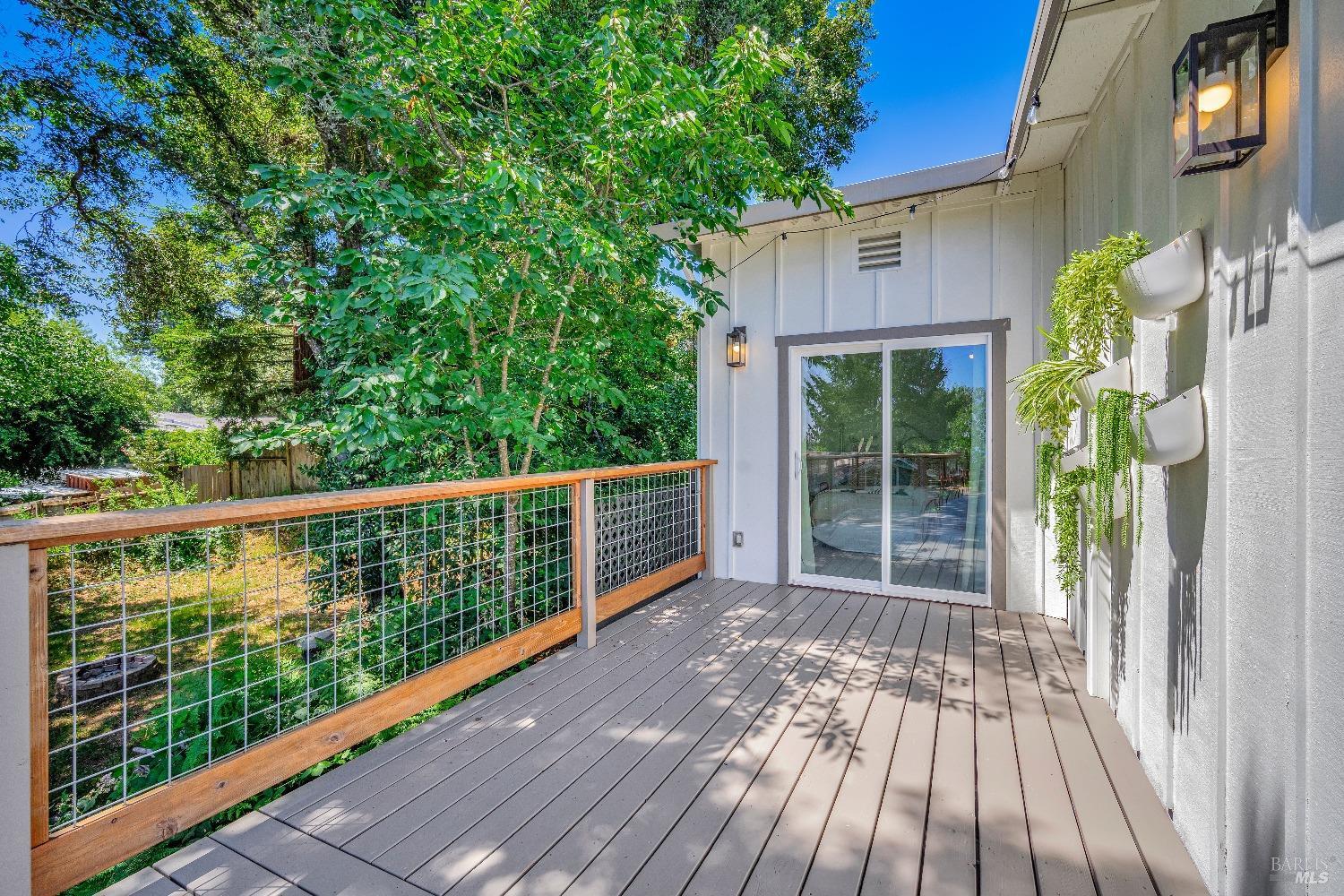 9369 Champs De Elysees