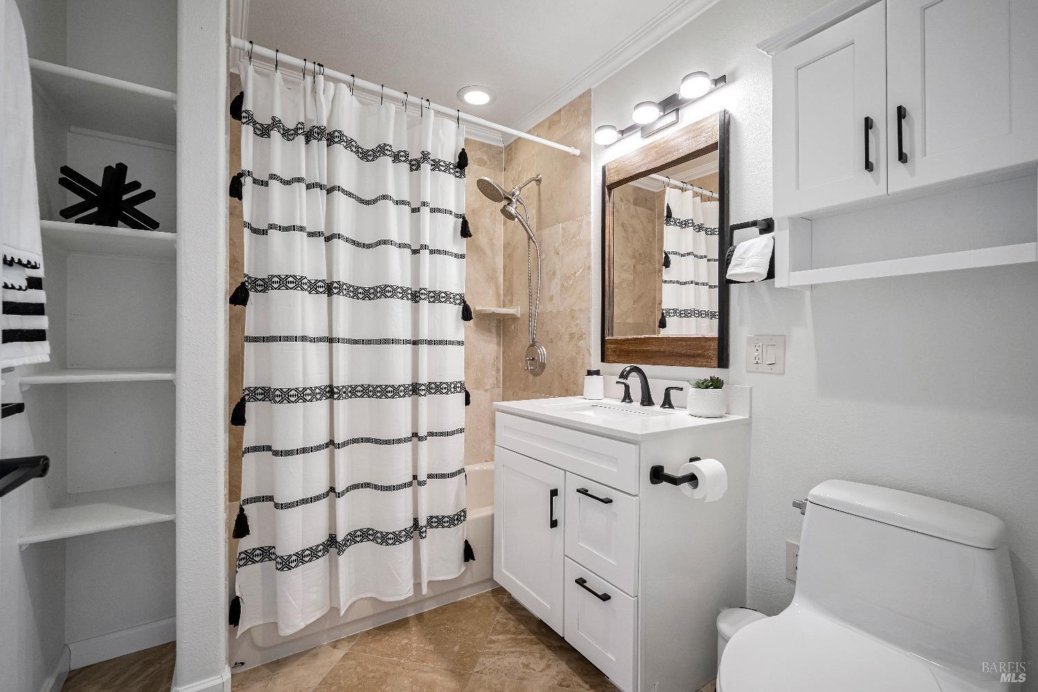 9369 Champs De Elysees