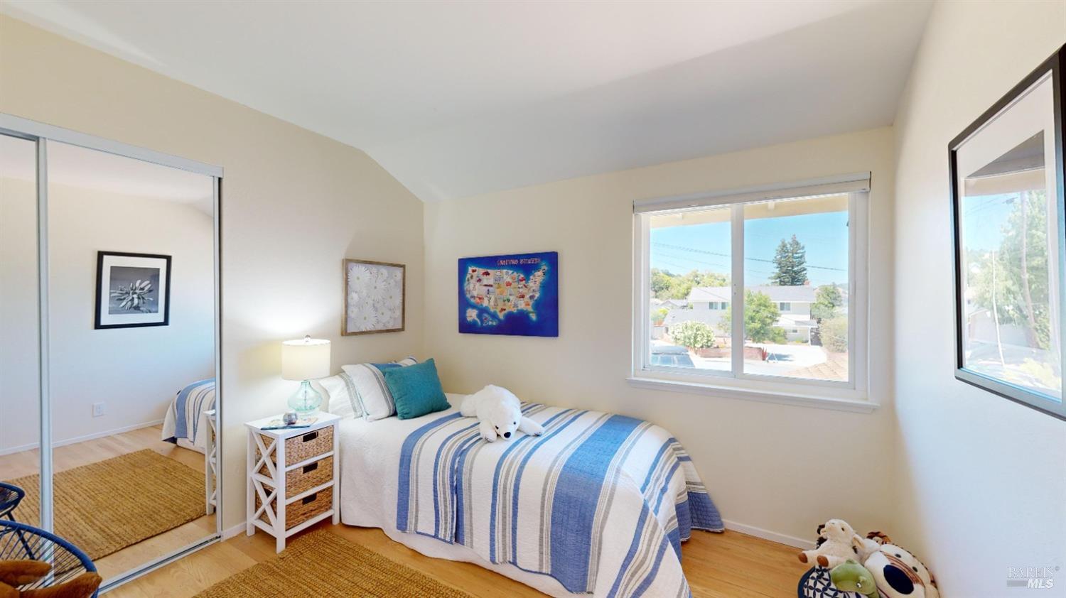 7 Clover Hill Court