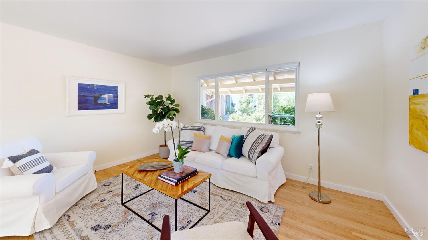 7 Clover Hill Court