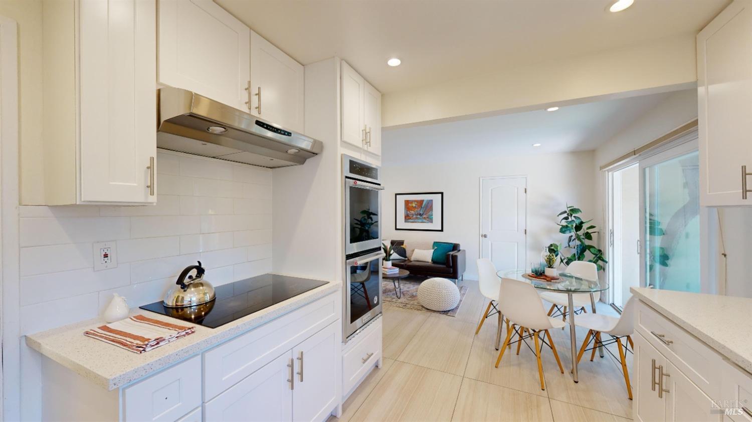 7 Clover Hill Court