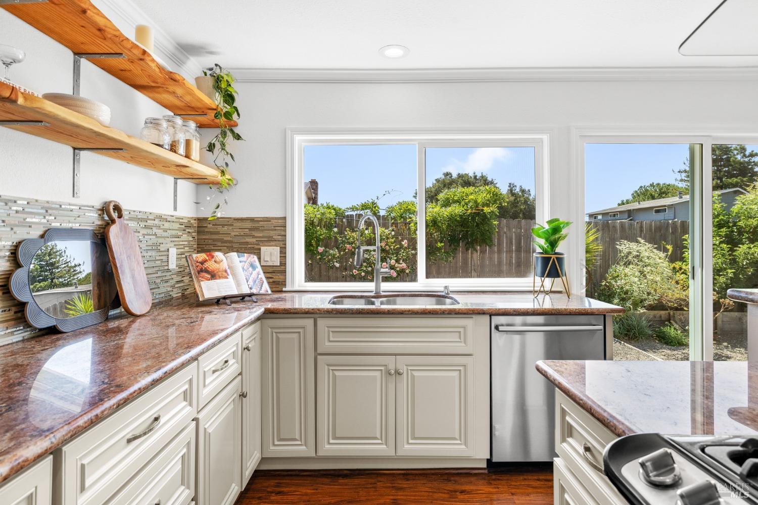 1600 San Marino Drive