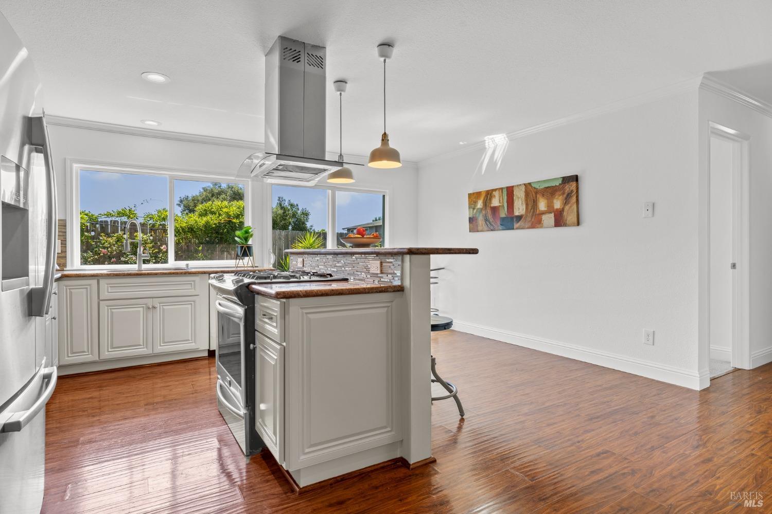 1600 San Marino Drive