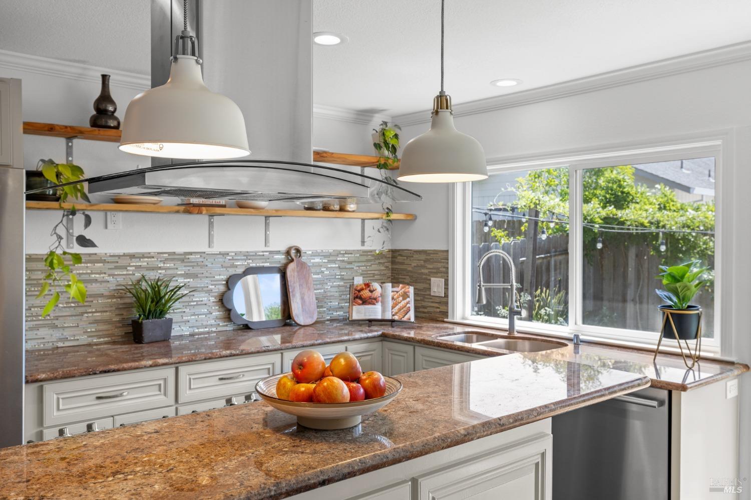 1600 San Marino Drive