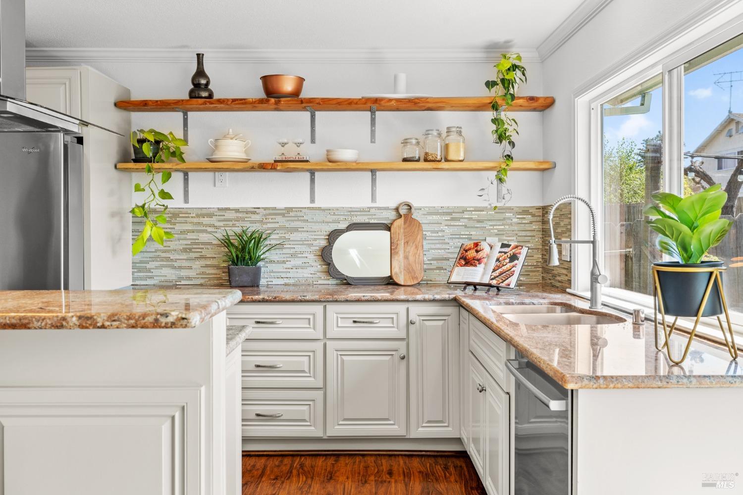 1600 San Marino Drive