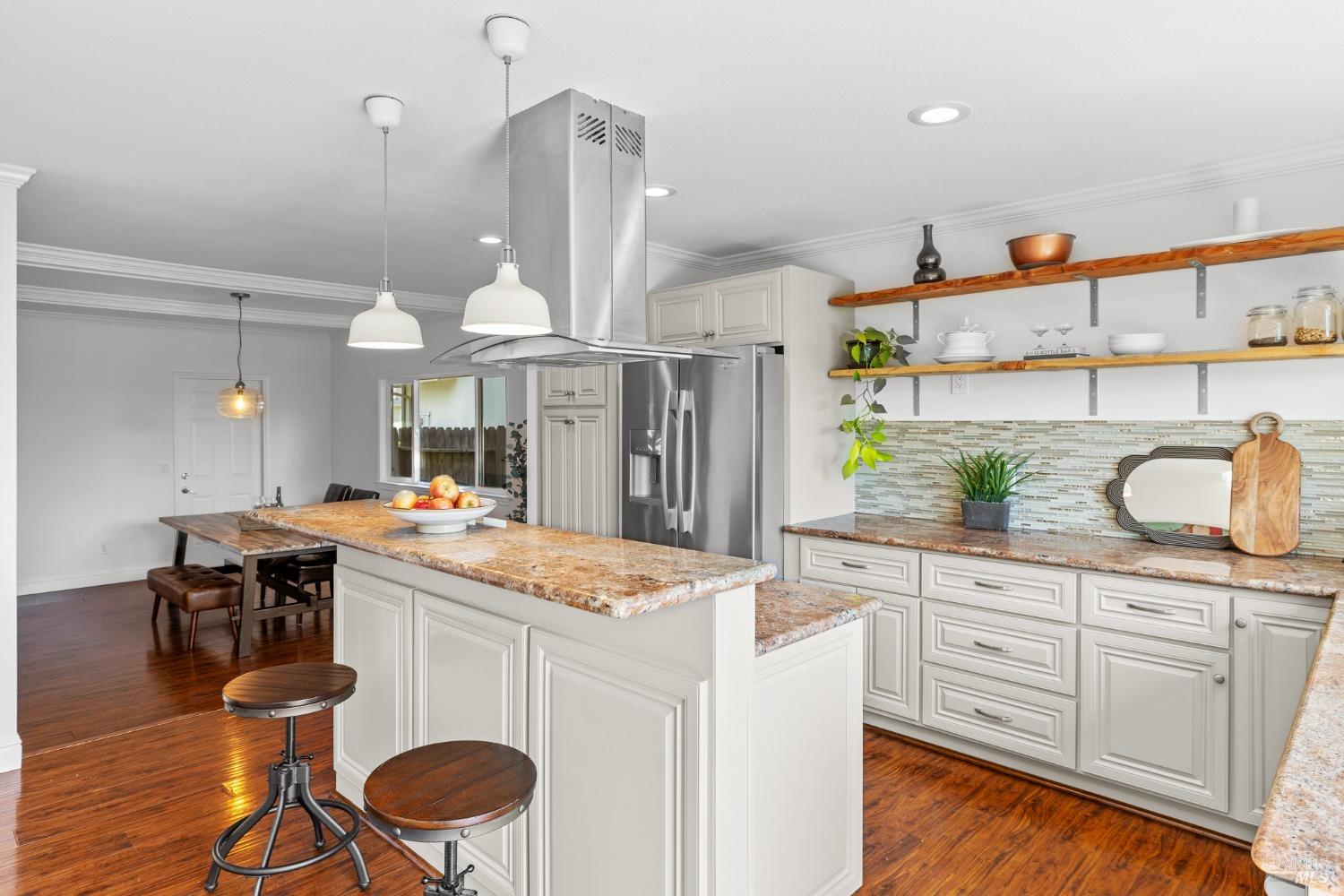 1600 San Marino Drive