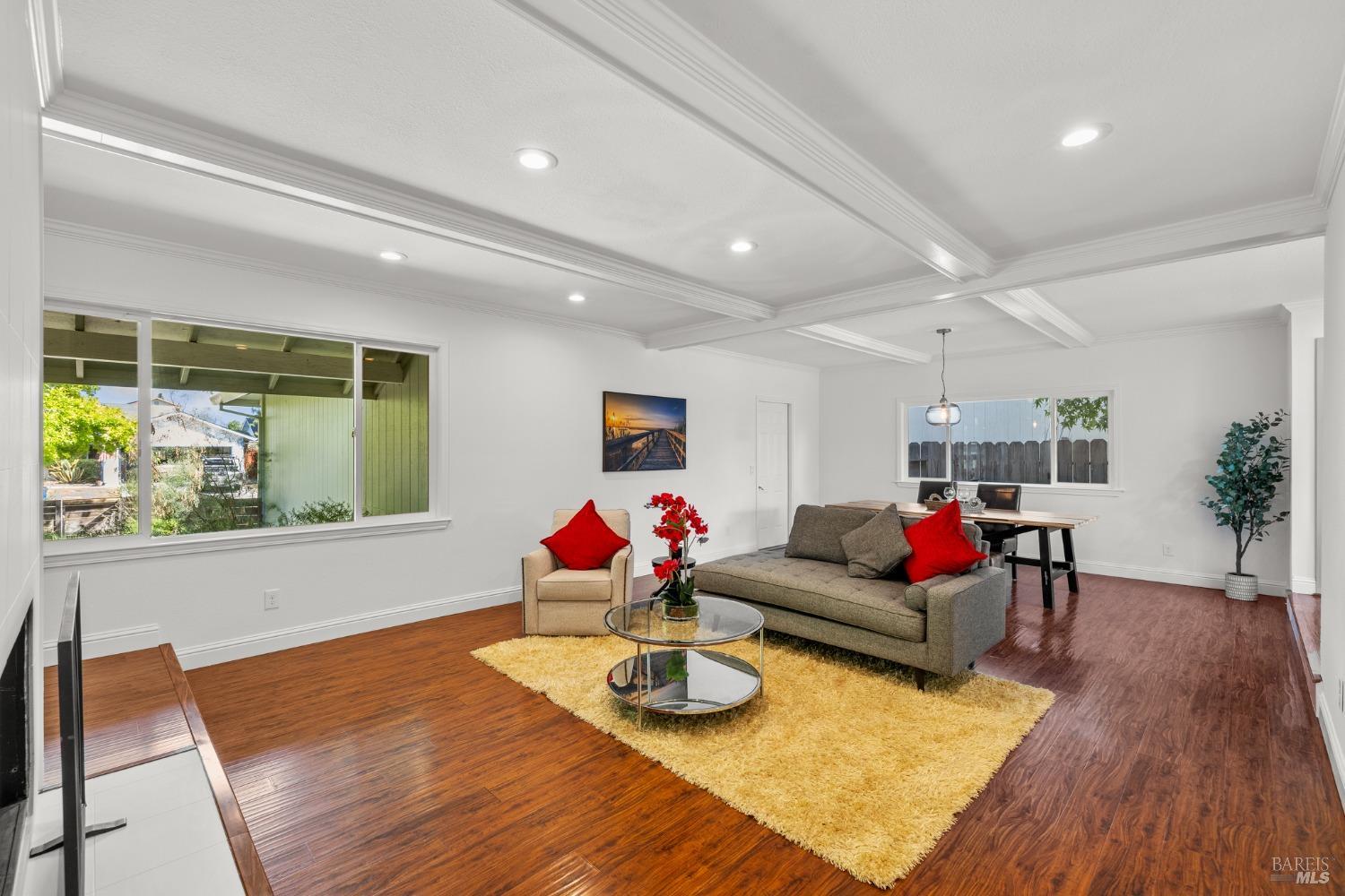 1600 San Marino Drive