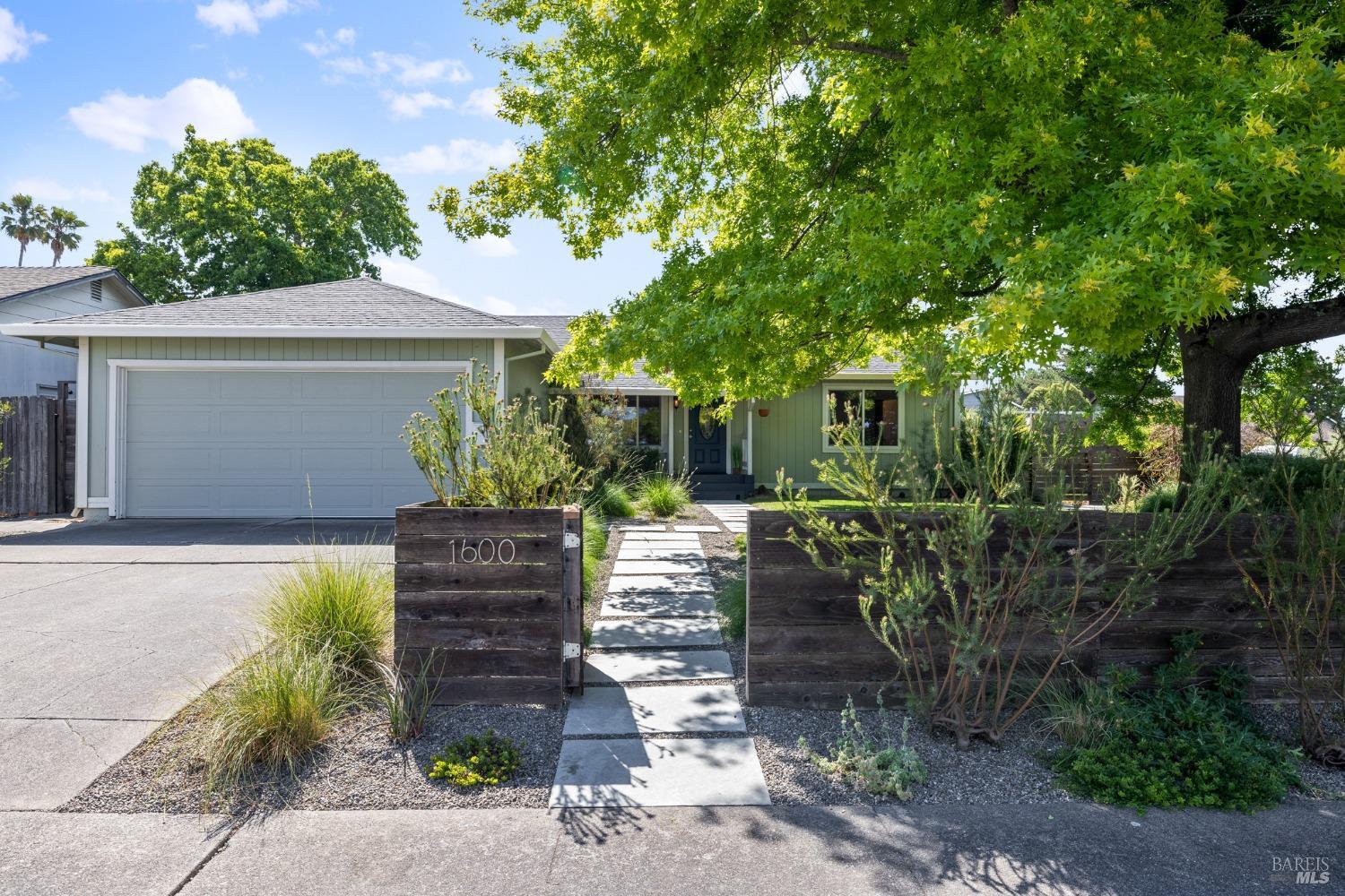 1600 San Marino Drive