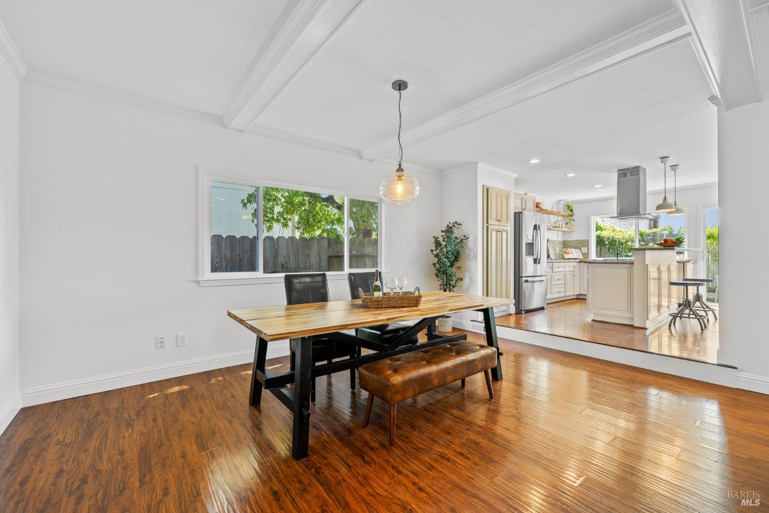 1600 San Marino Drive