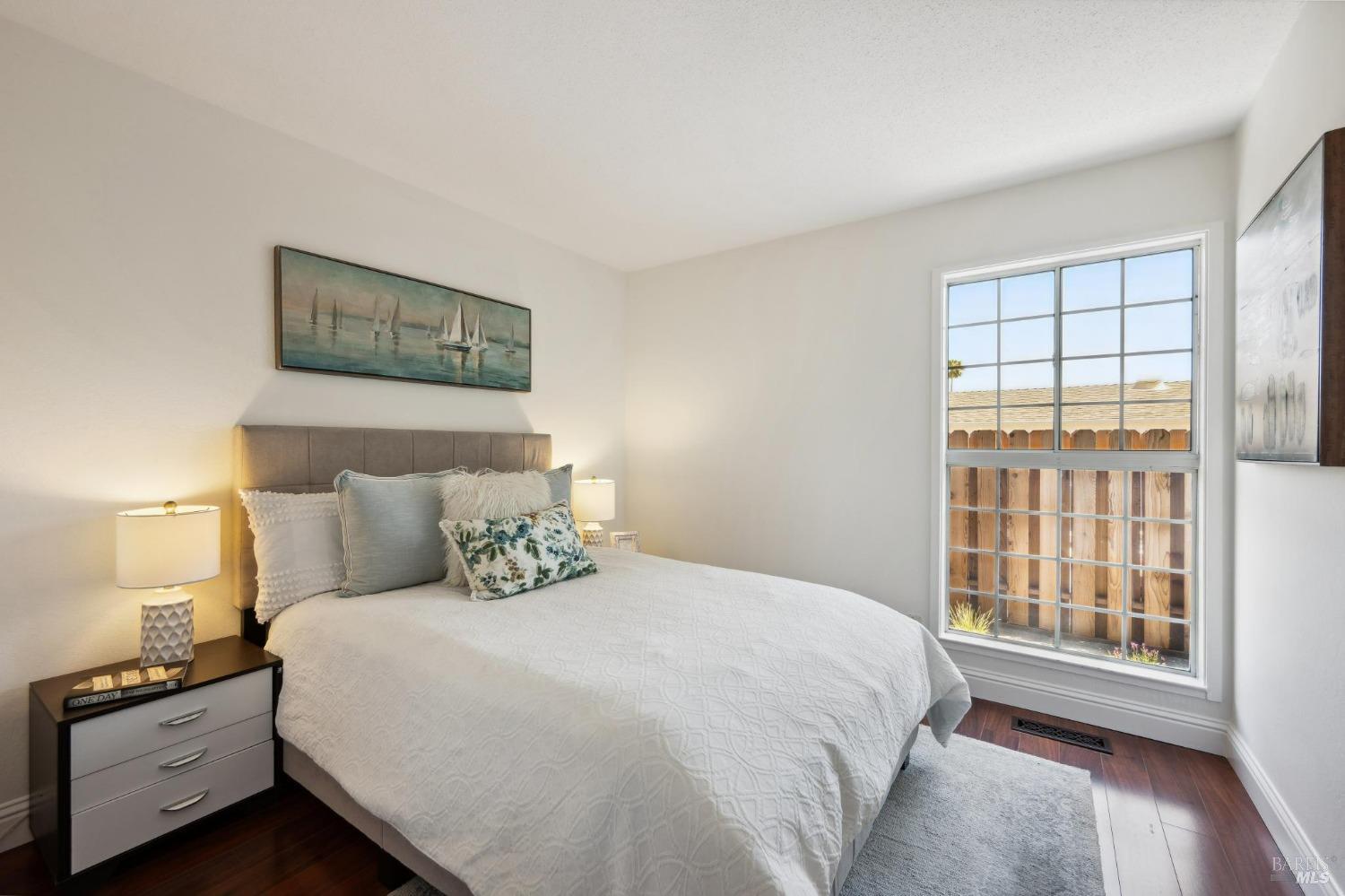 750 Sunset Pkwy