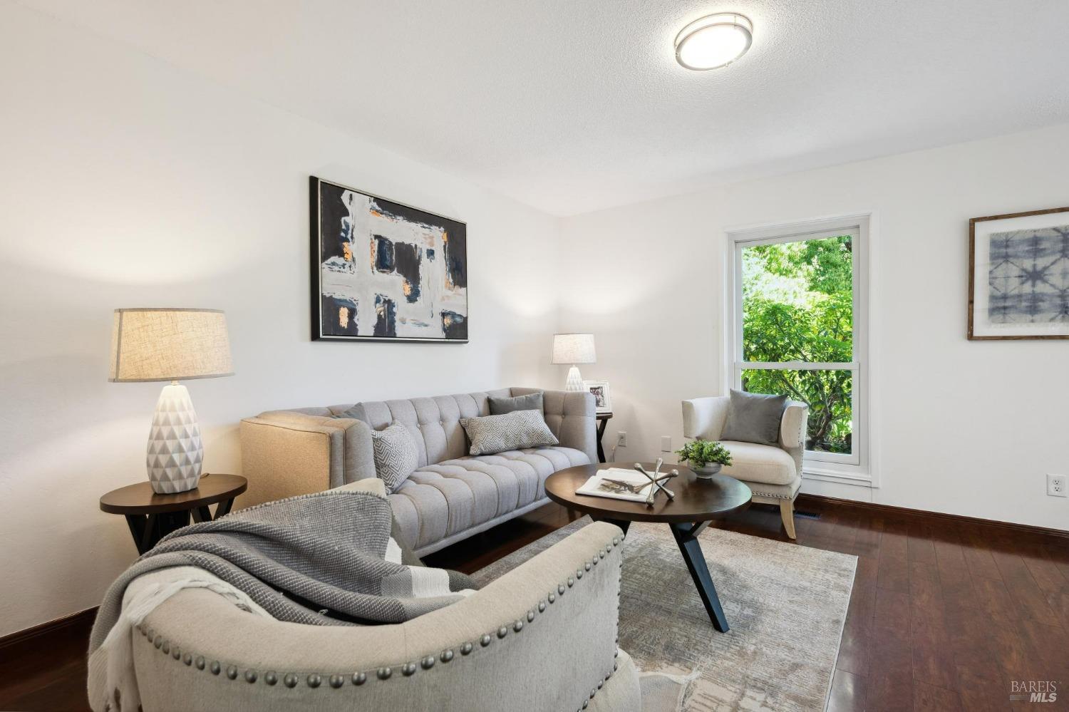 750 Sunset Pkwy