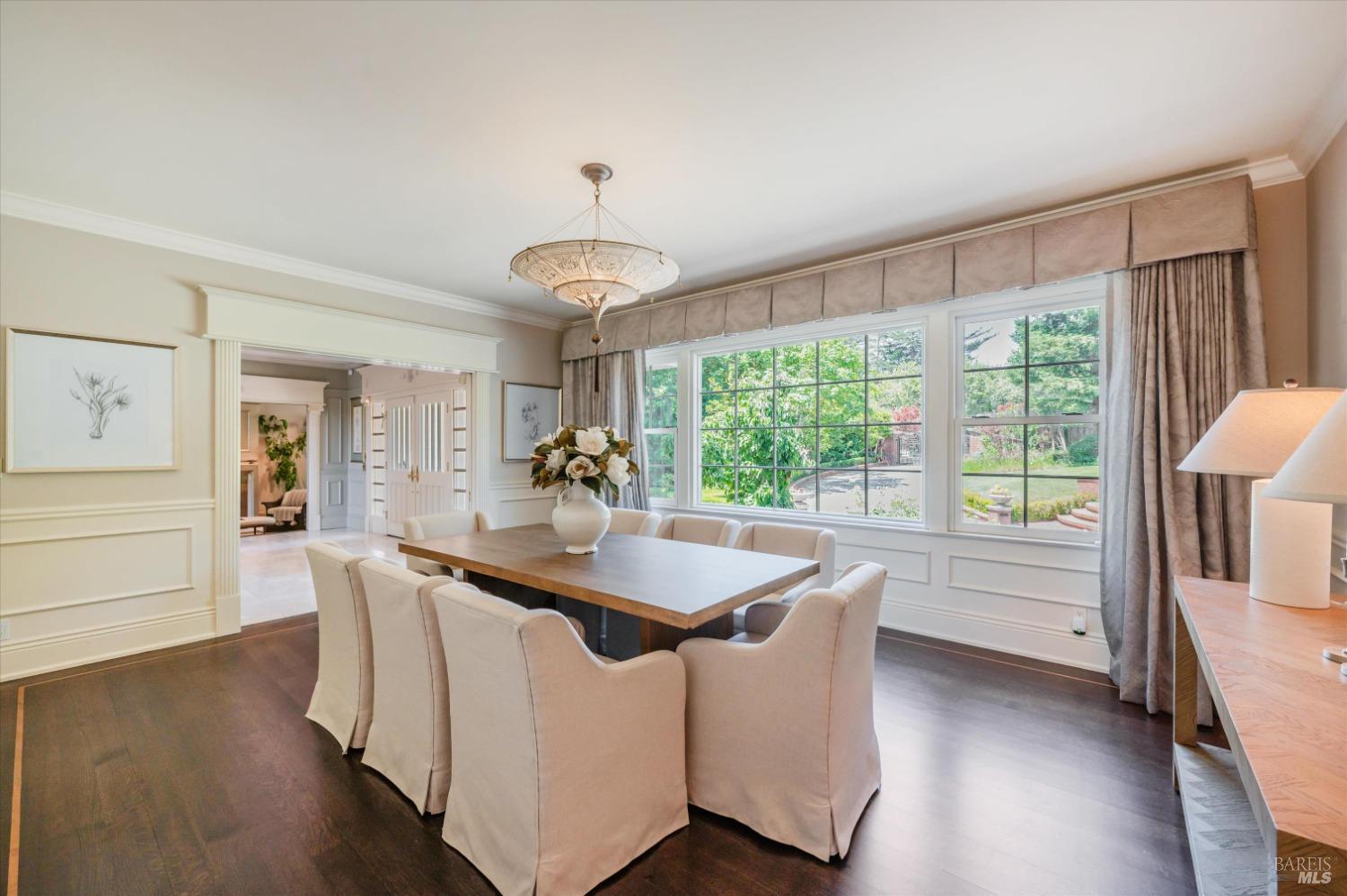 110 Mountain View Ave