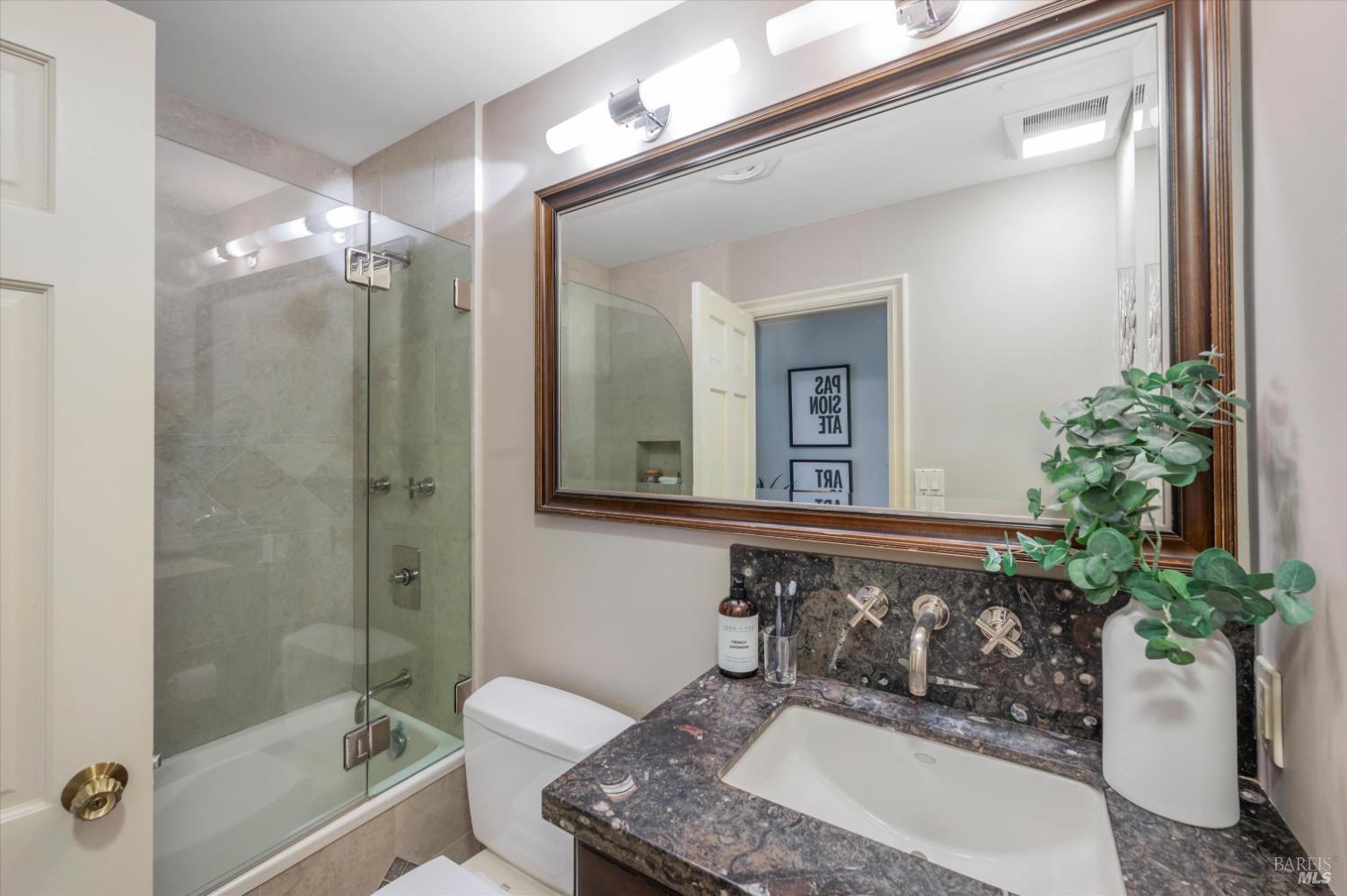 110 Mountain View Ave