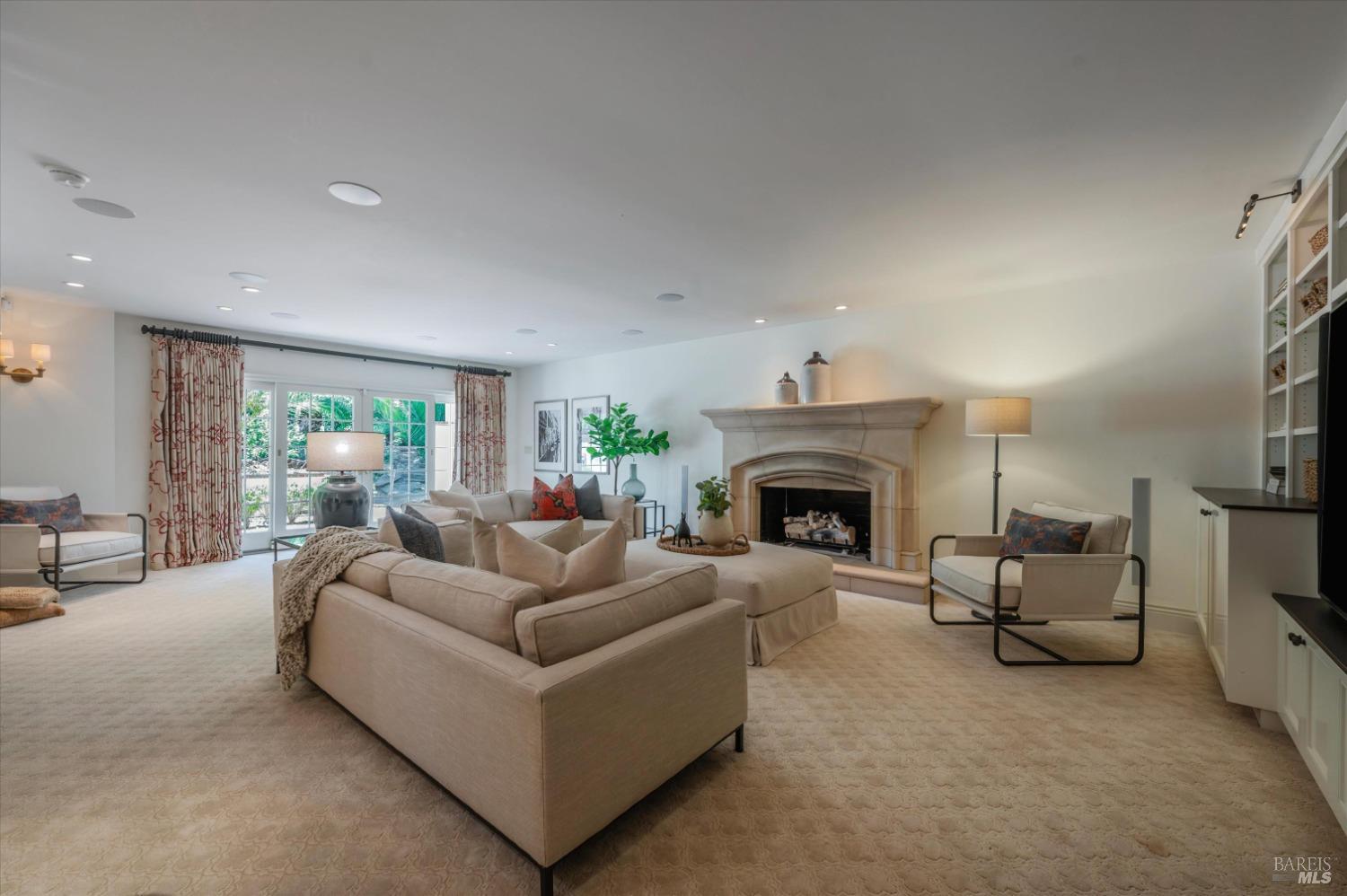 110 Mountain View Ave