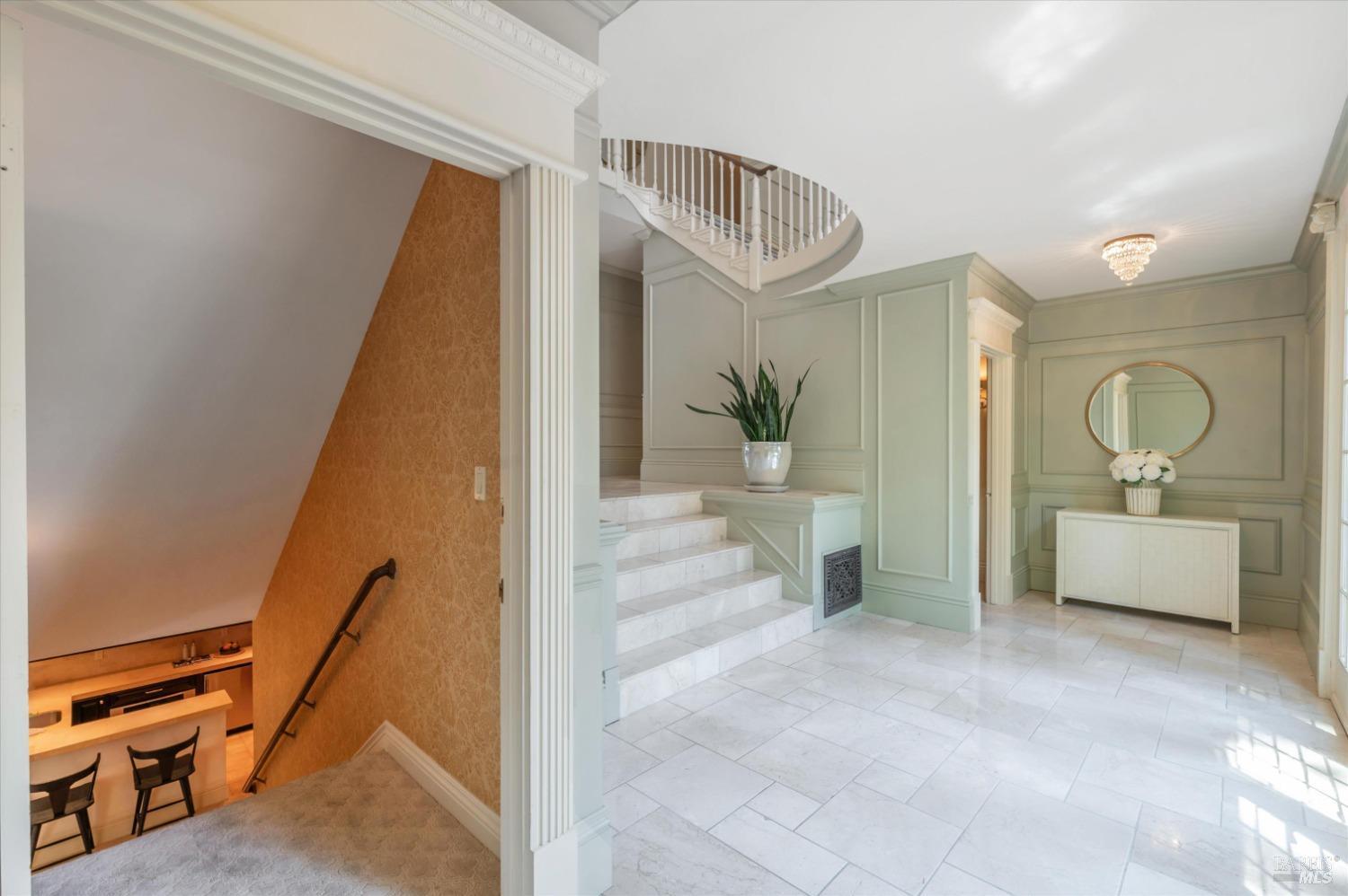 110 Mountain View Ave