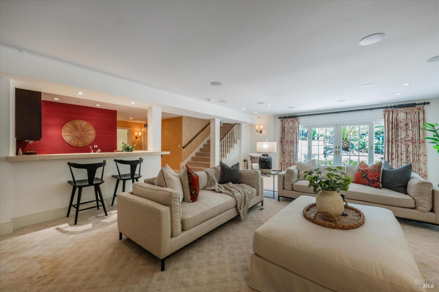 110 Mountain View Ave