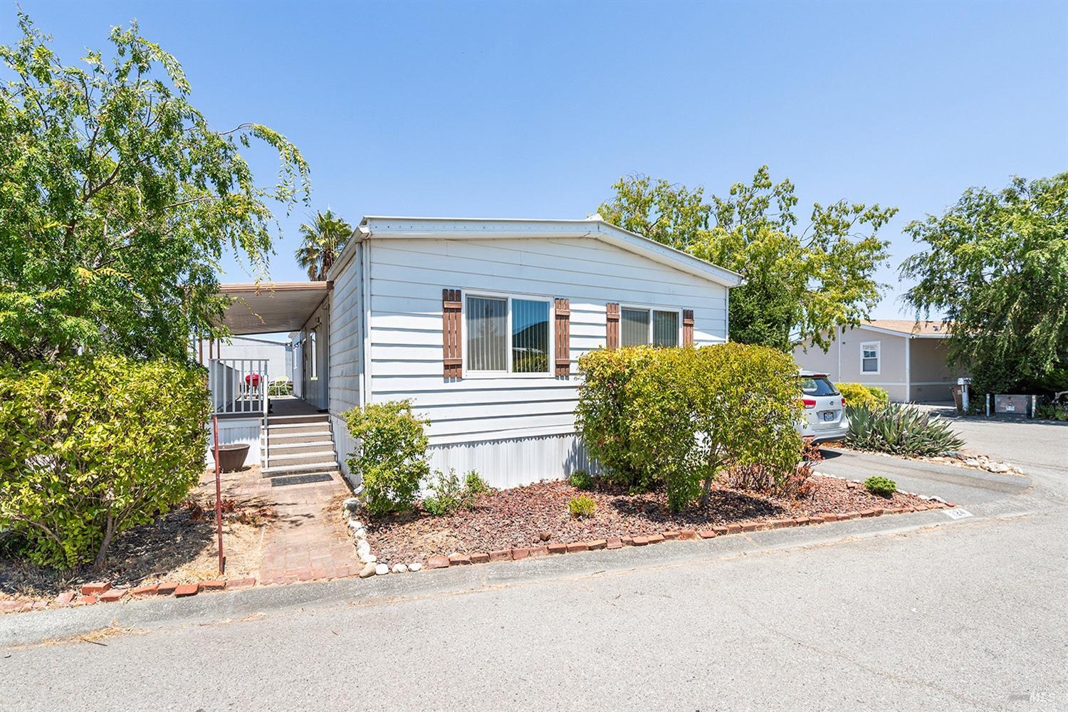 324 Mesa Verde Way