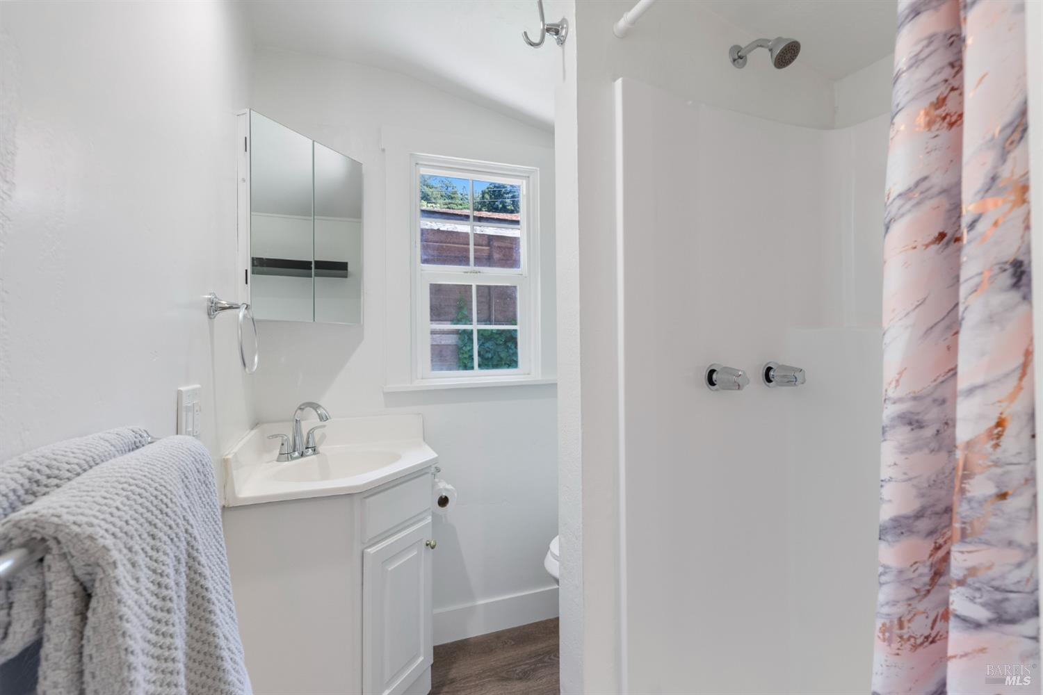 21342 Highway 116 Hwy