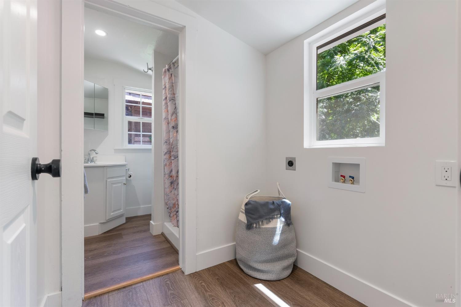 21342 Highway 116 Hwy