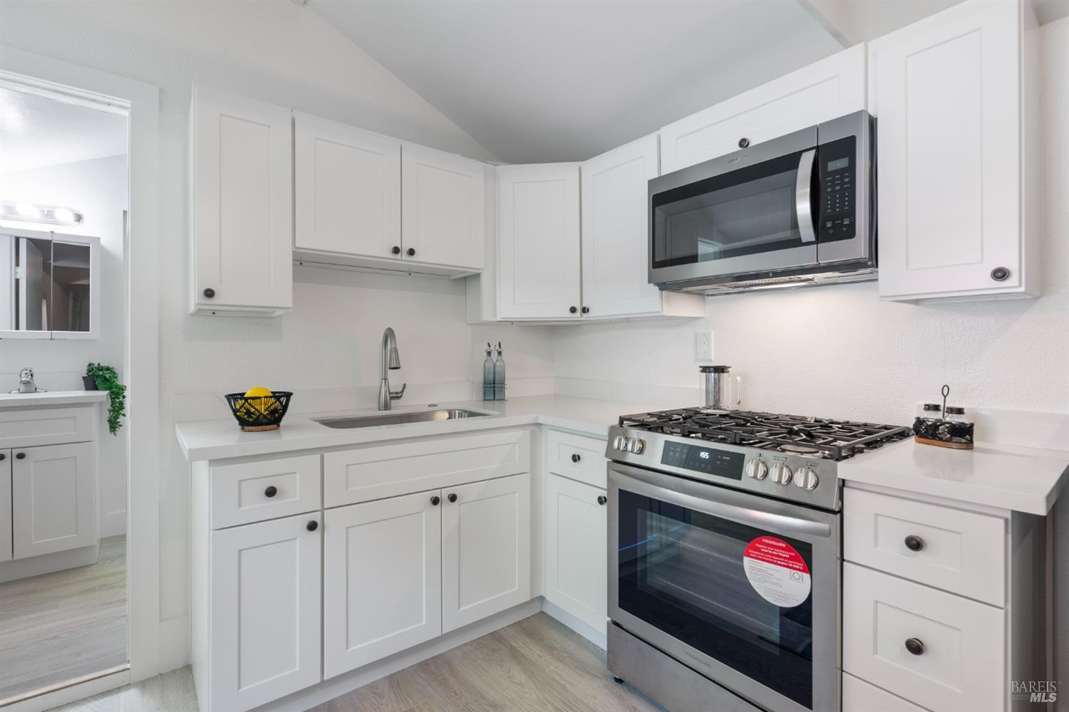 21342 Highway 116 Hwy