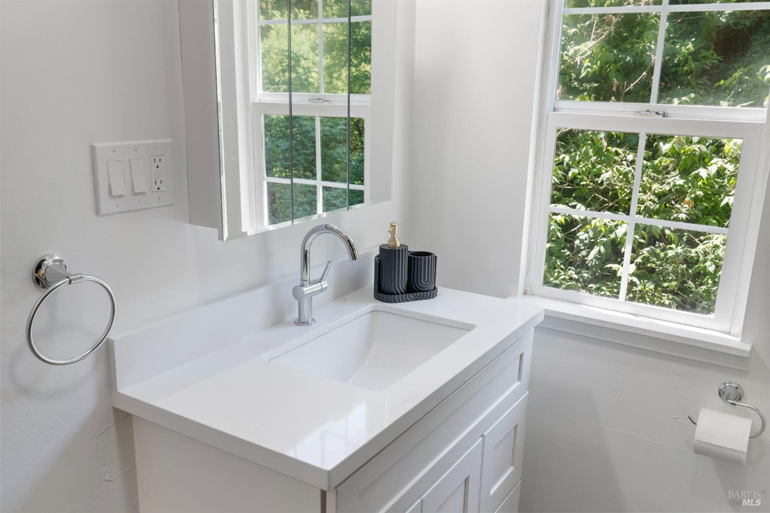 21342 Highway 116 Hwy