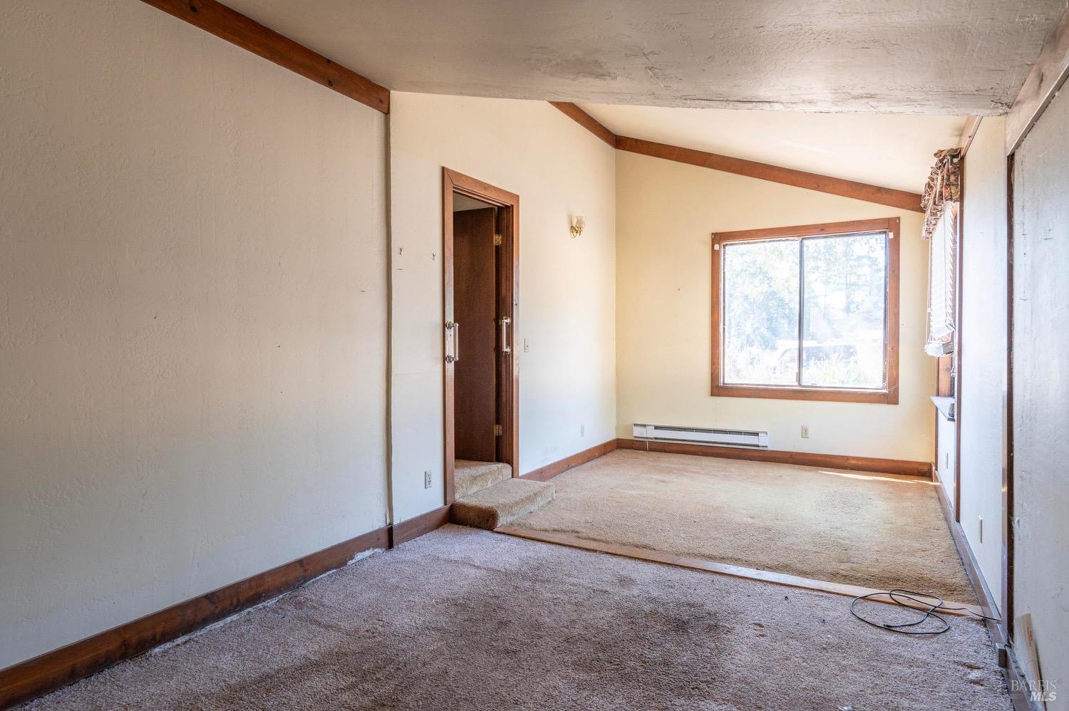 301-303 Watertrough Rd