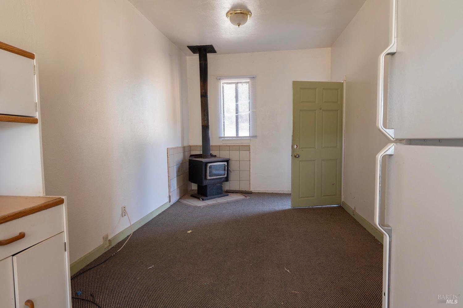 301-303 Watertrough Rd