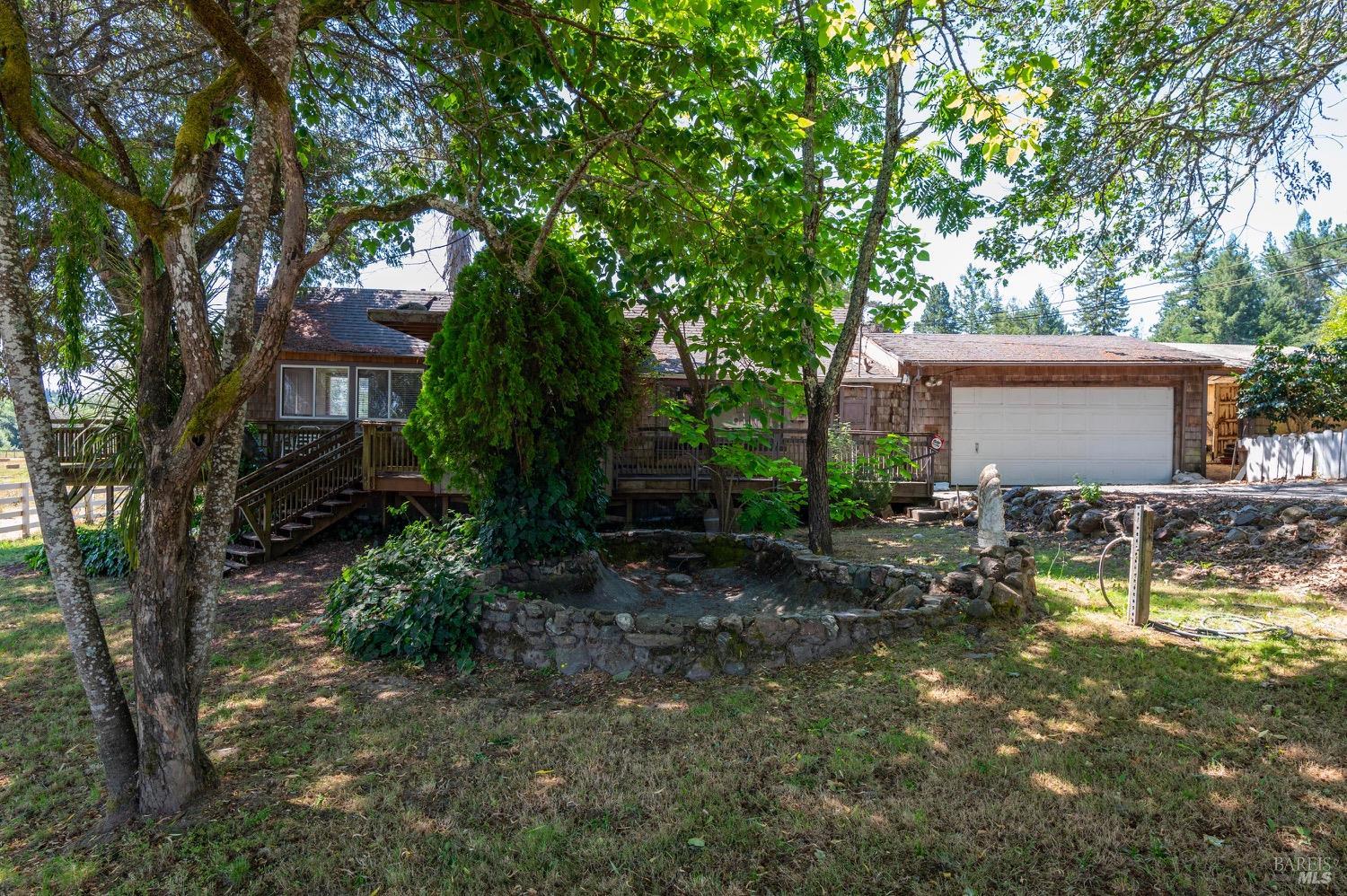 301-303 Watertrough Rd