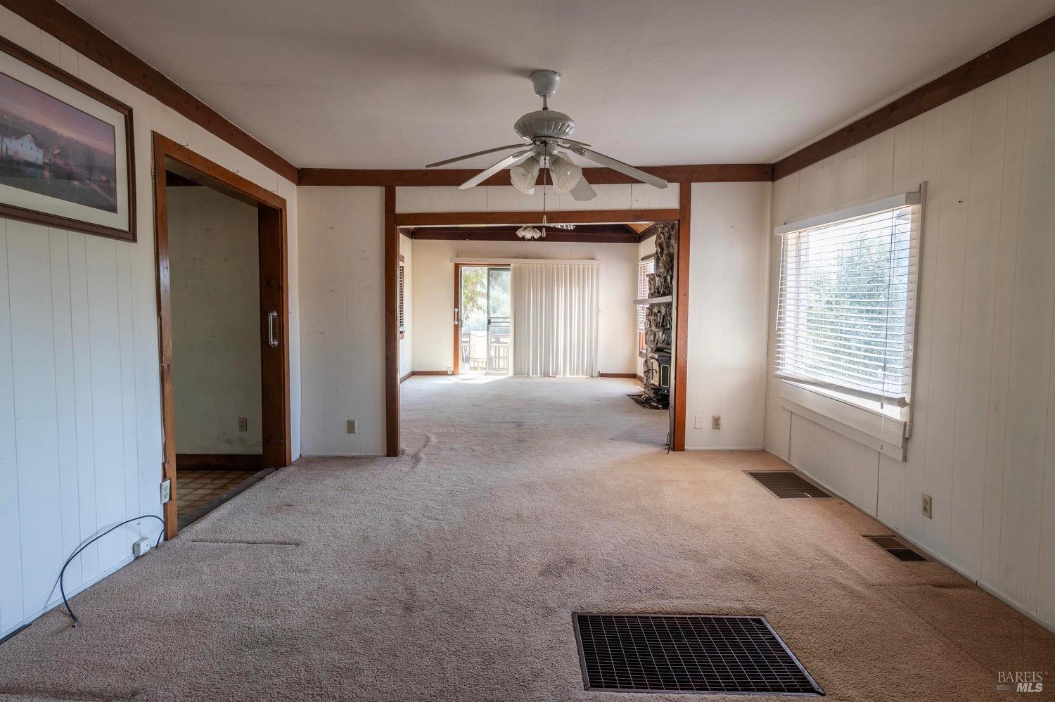 301-303 Watertrough Rd