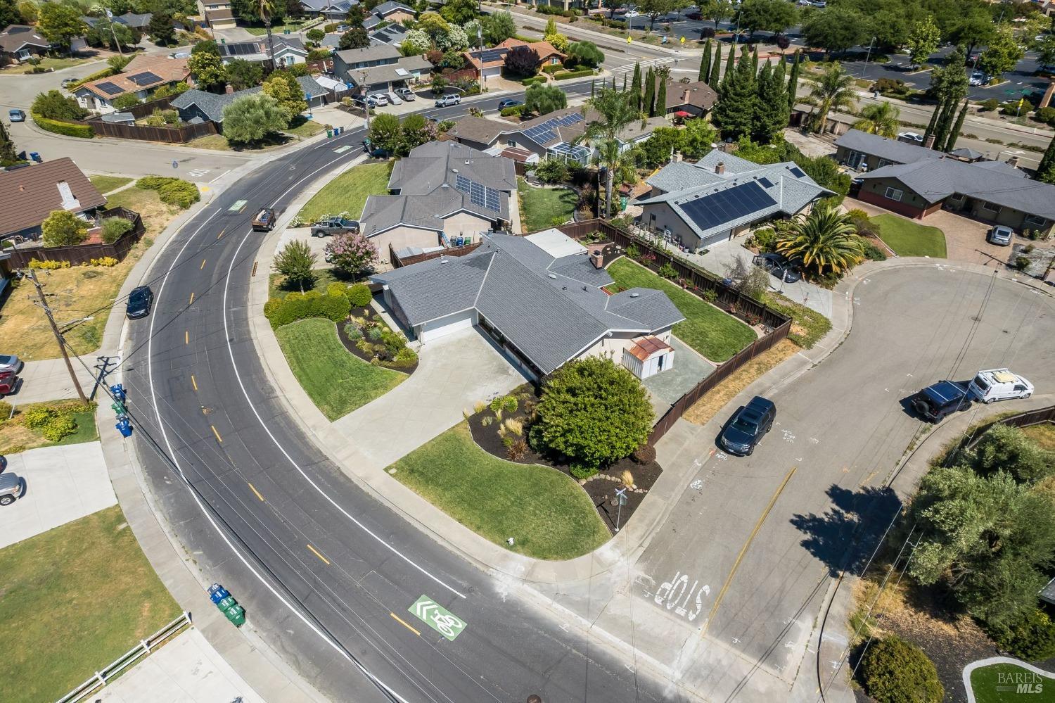 9441-9441 Broadmoor Dr