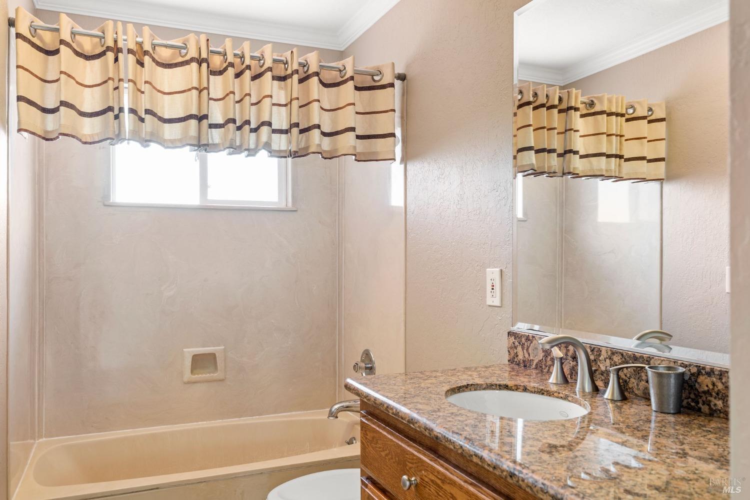 9441-9441 Broadmoor Dr