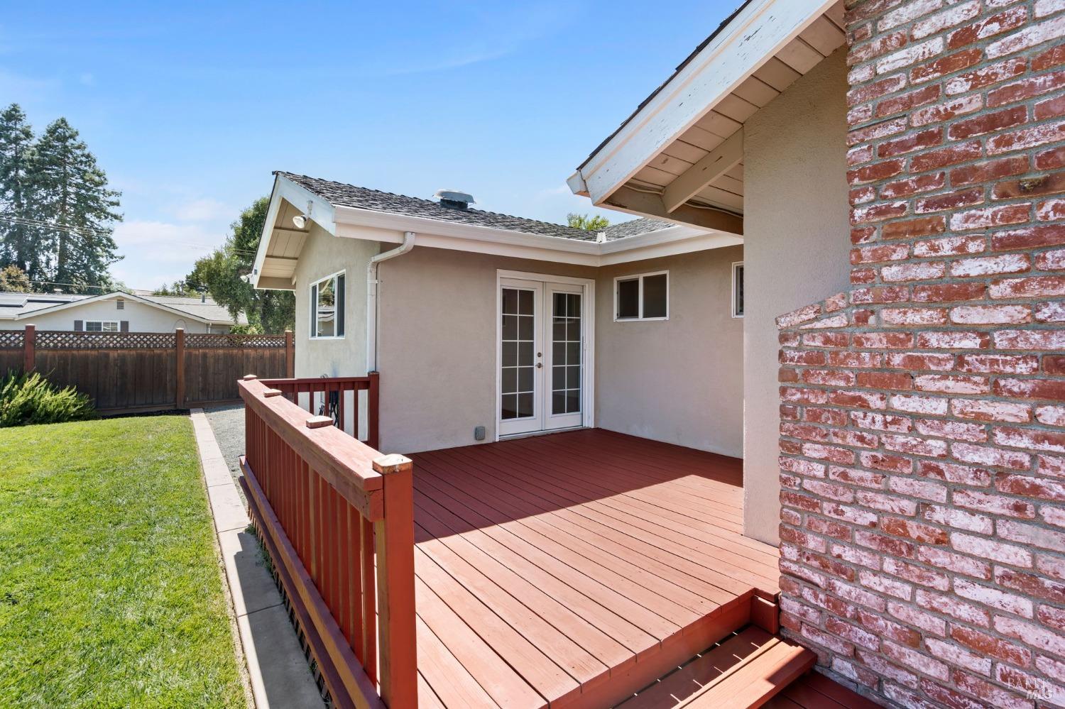 9441-9441 Broadmoor Dr