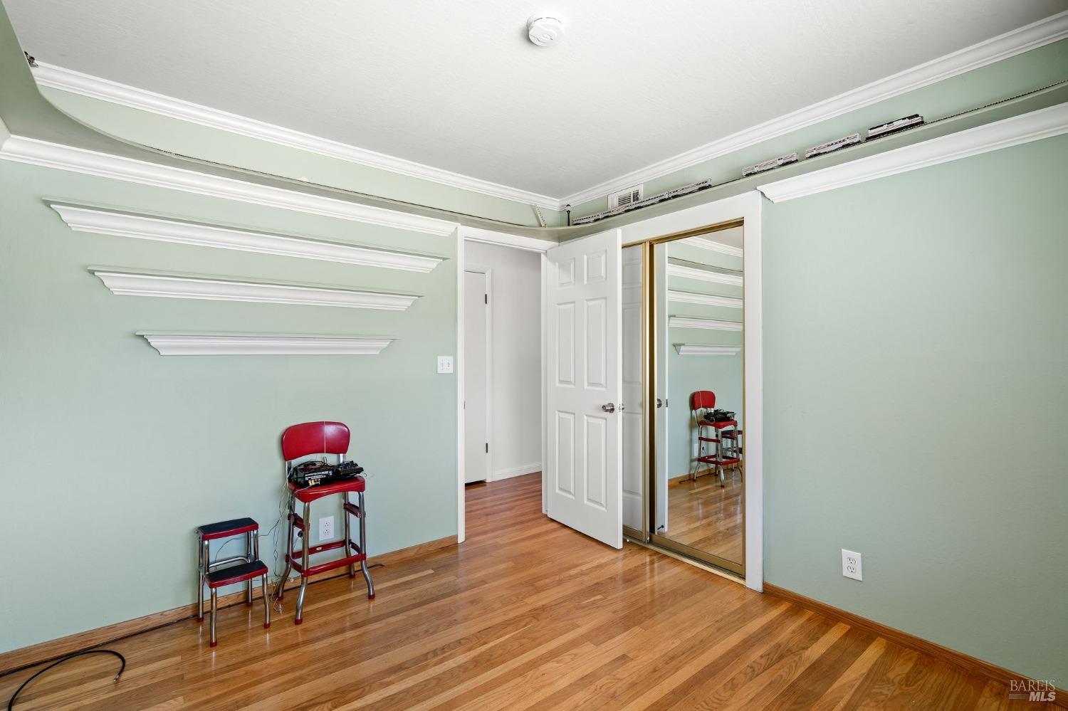 9441-9441 Broadmoor Dr