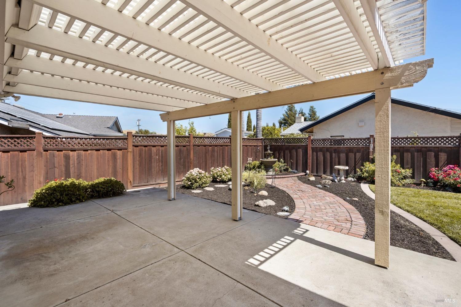 9441-9441 Broadmoor Dr