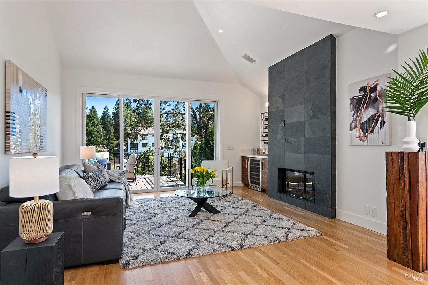 3716 Llyn Glaslyn Pl