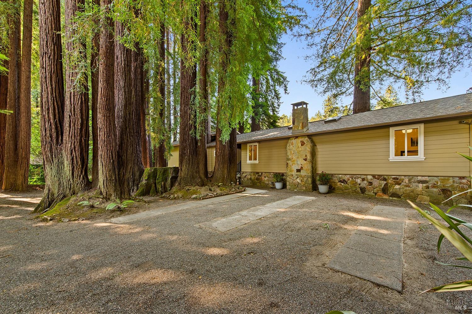 21419 Monte Cristo Ave