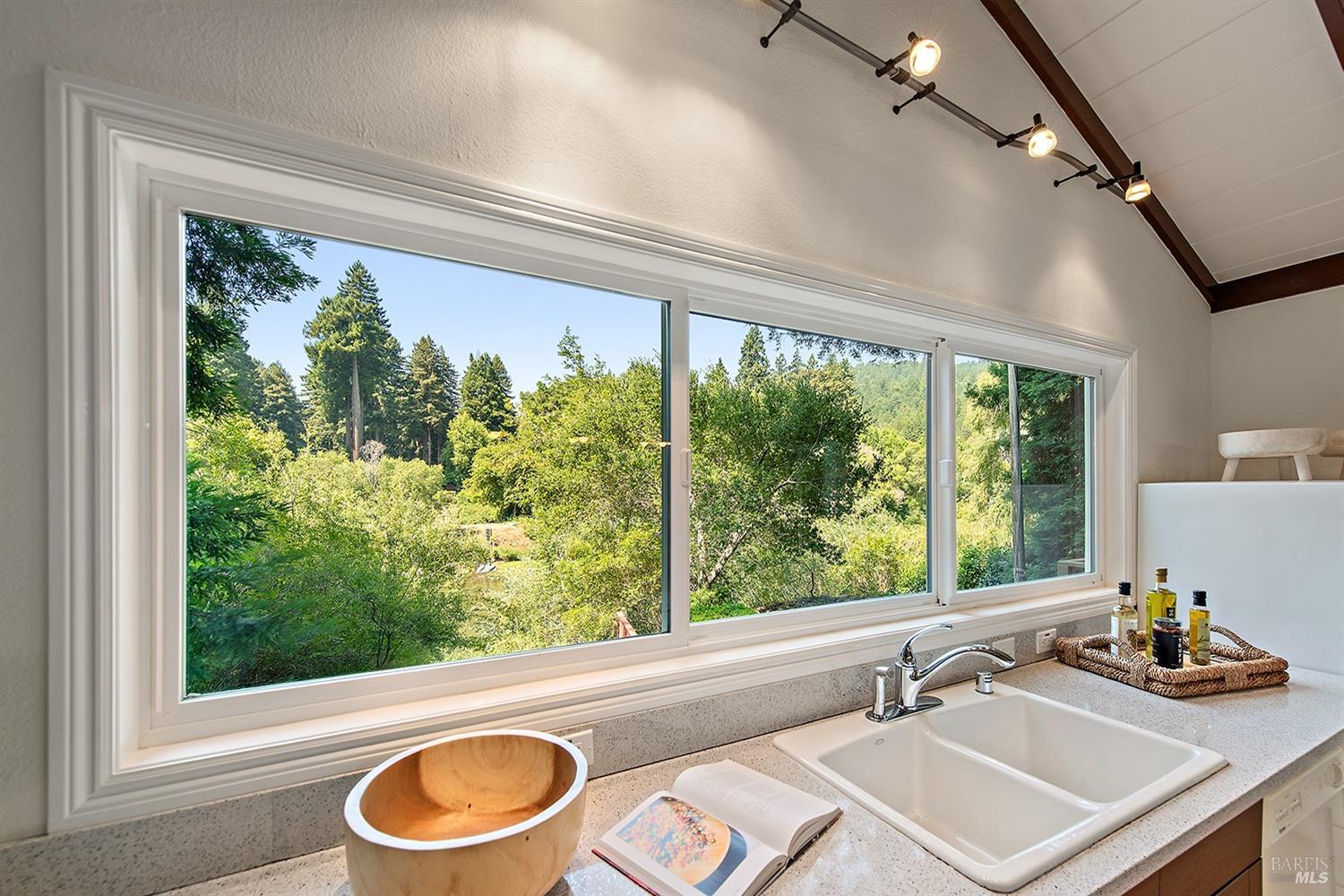 21419 Monte Cristo Ave