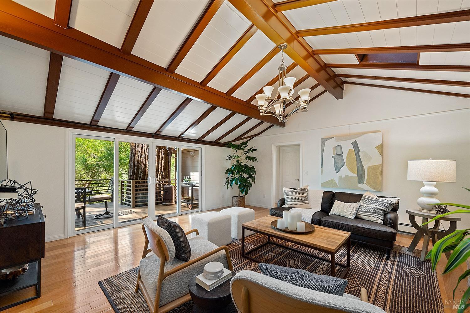 21419 Monte Cristo Ave