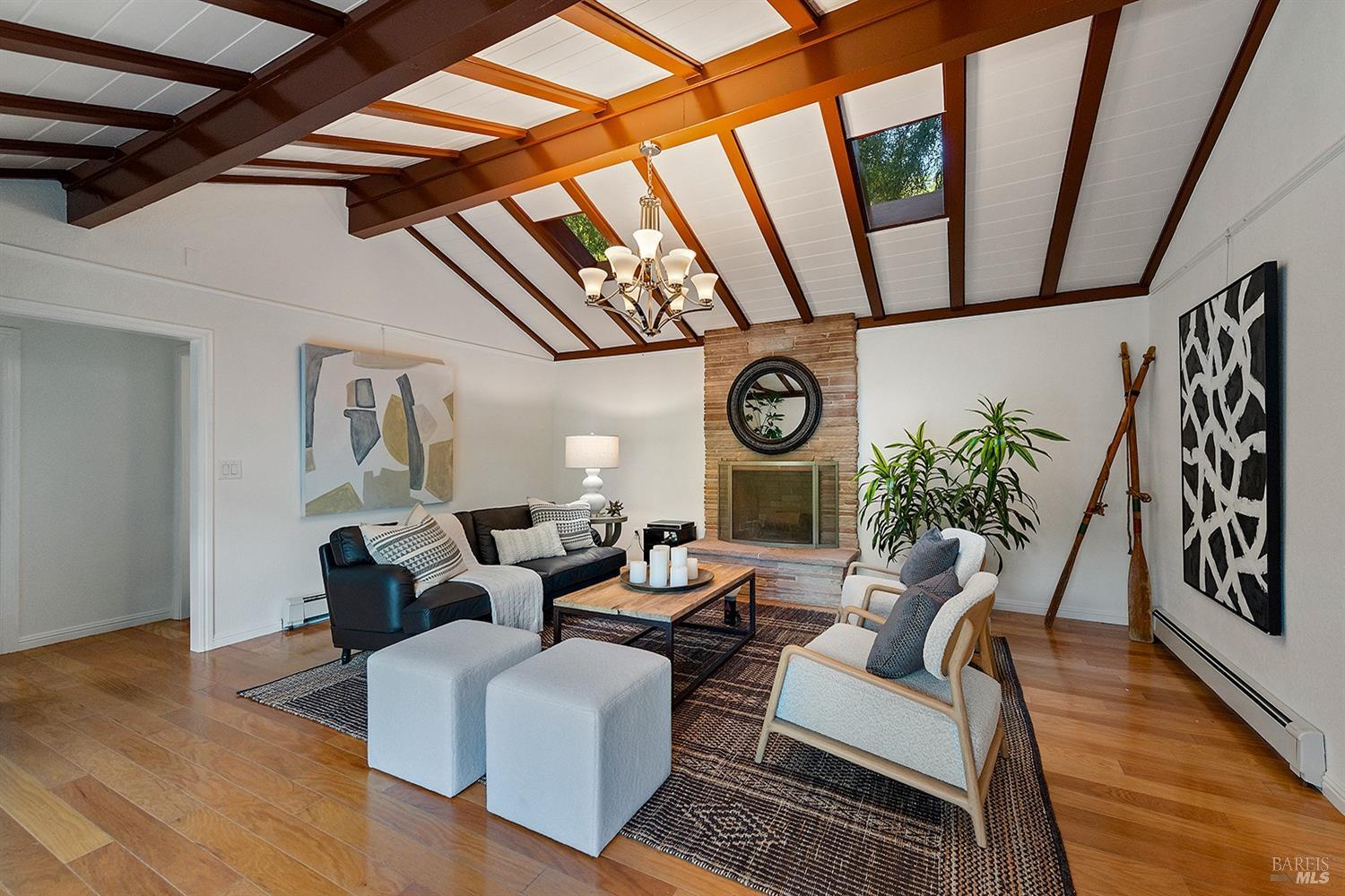 21419 Monte Cristo Ave