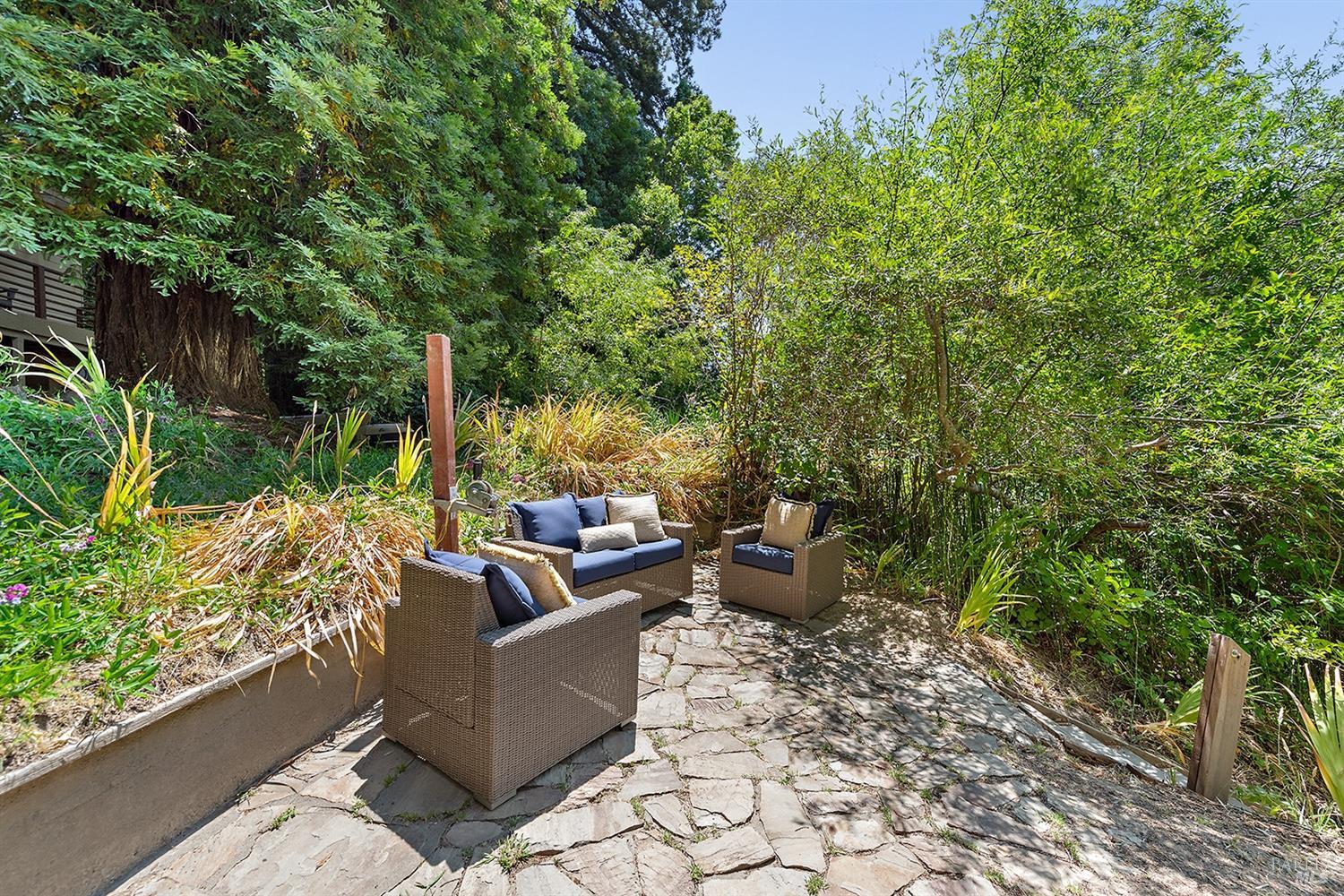 21419 Monte Cristo Ave