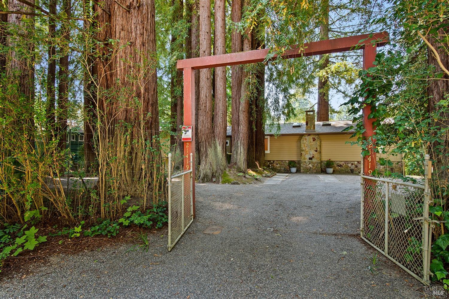 21419 Monte Cristo Ave