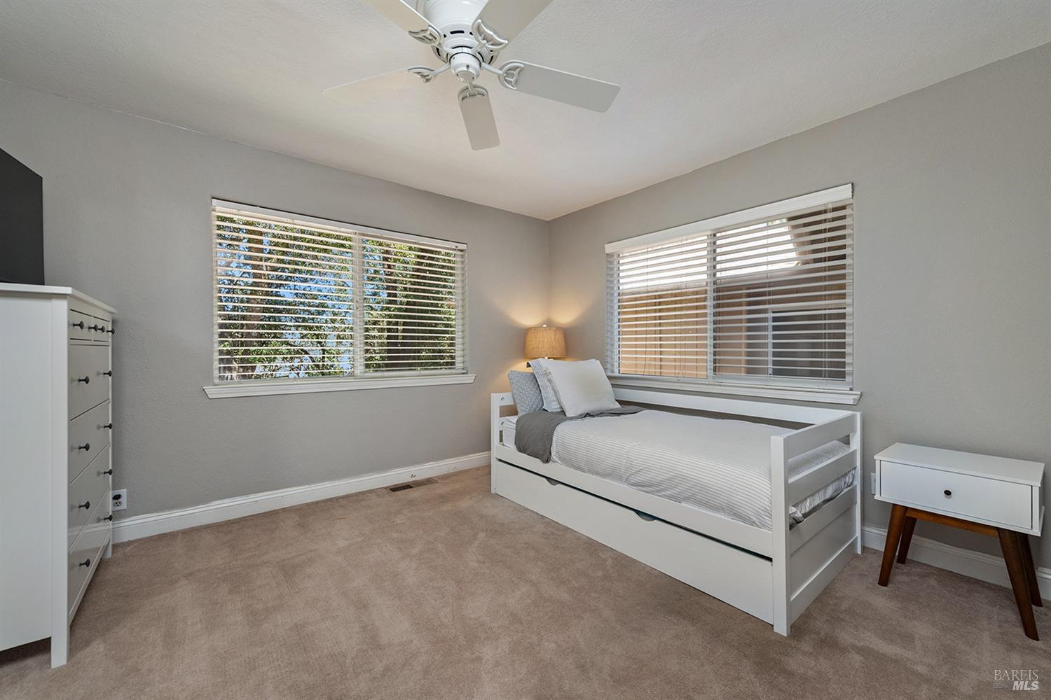 227 Vista View Dr