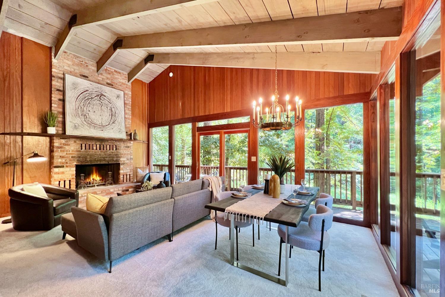 1300 Austin Creek Rd