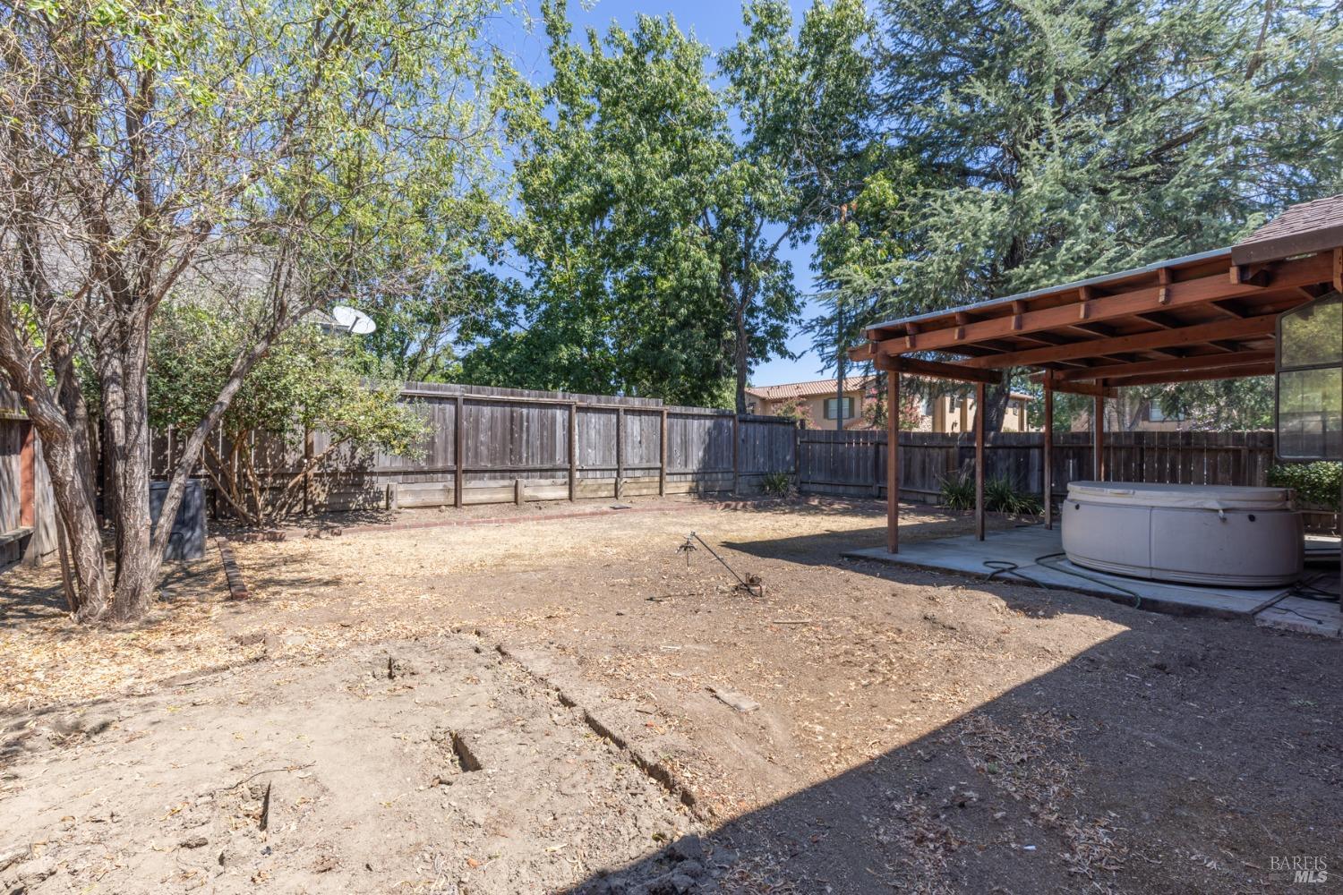 210 Healdsburg Ave