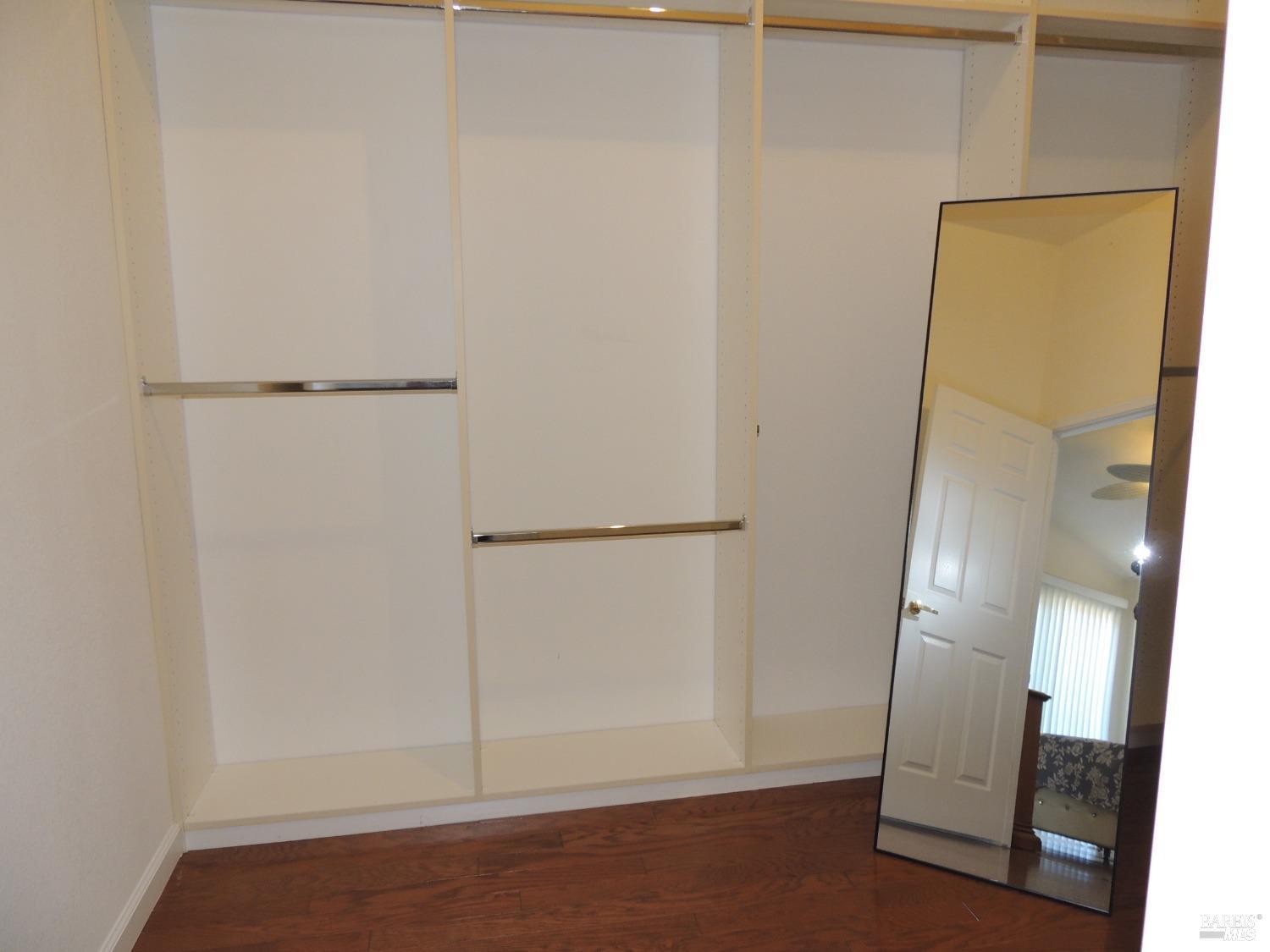 178 WEST SEVEN FLAGS Cir