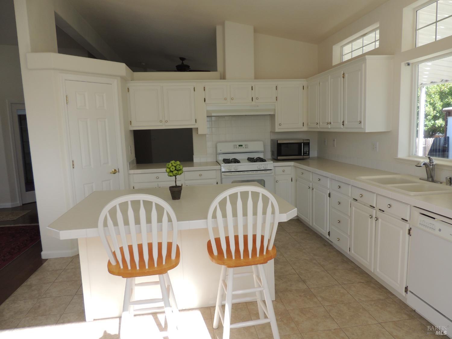 178 WEST SEVEN FLAGS Cir