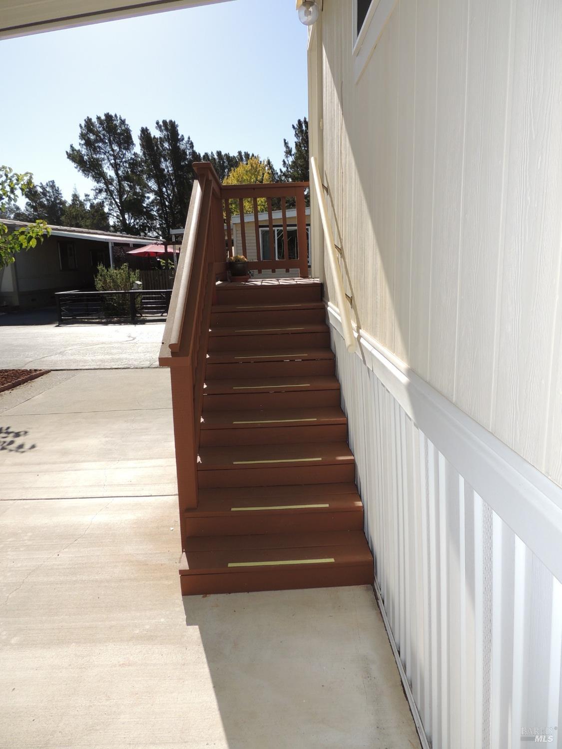 178 WEST SEVEN FLAGS Cir