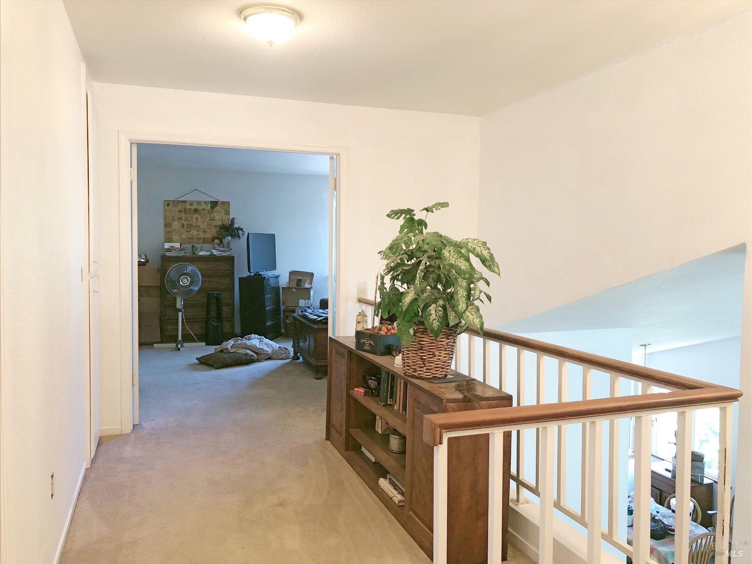 2441 Quail Hollow Dr